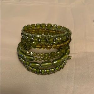 Elegant Green Beaded Bracelet